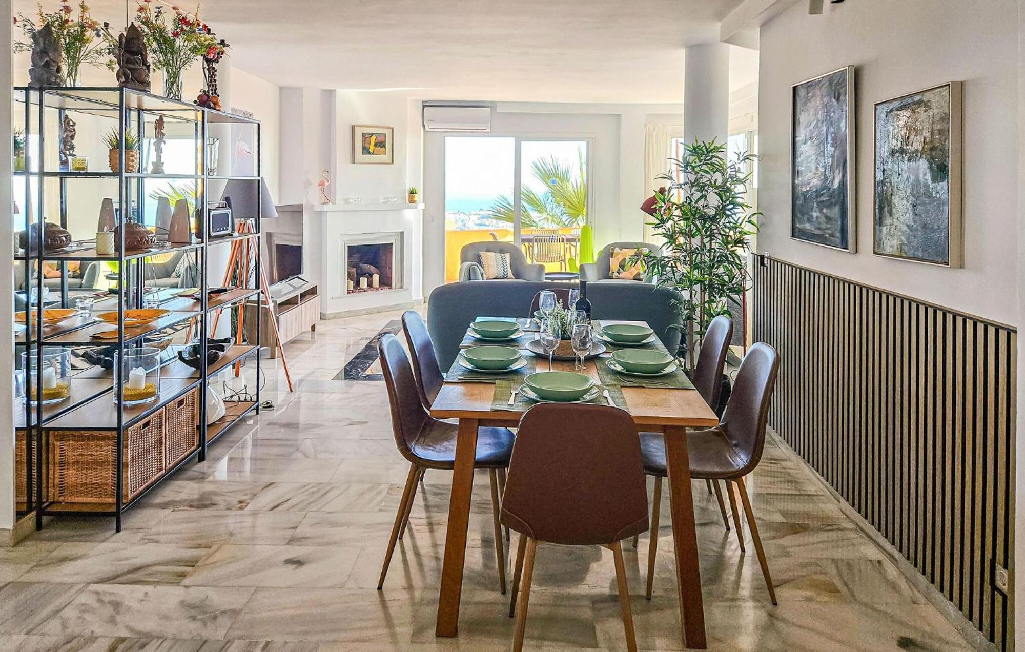 3 Bedroom Gorgeous Apartment In Calahonda Sitio de Calahonda Exterior foto