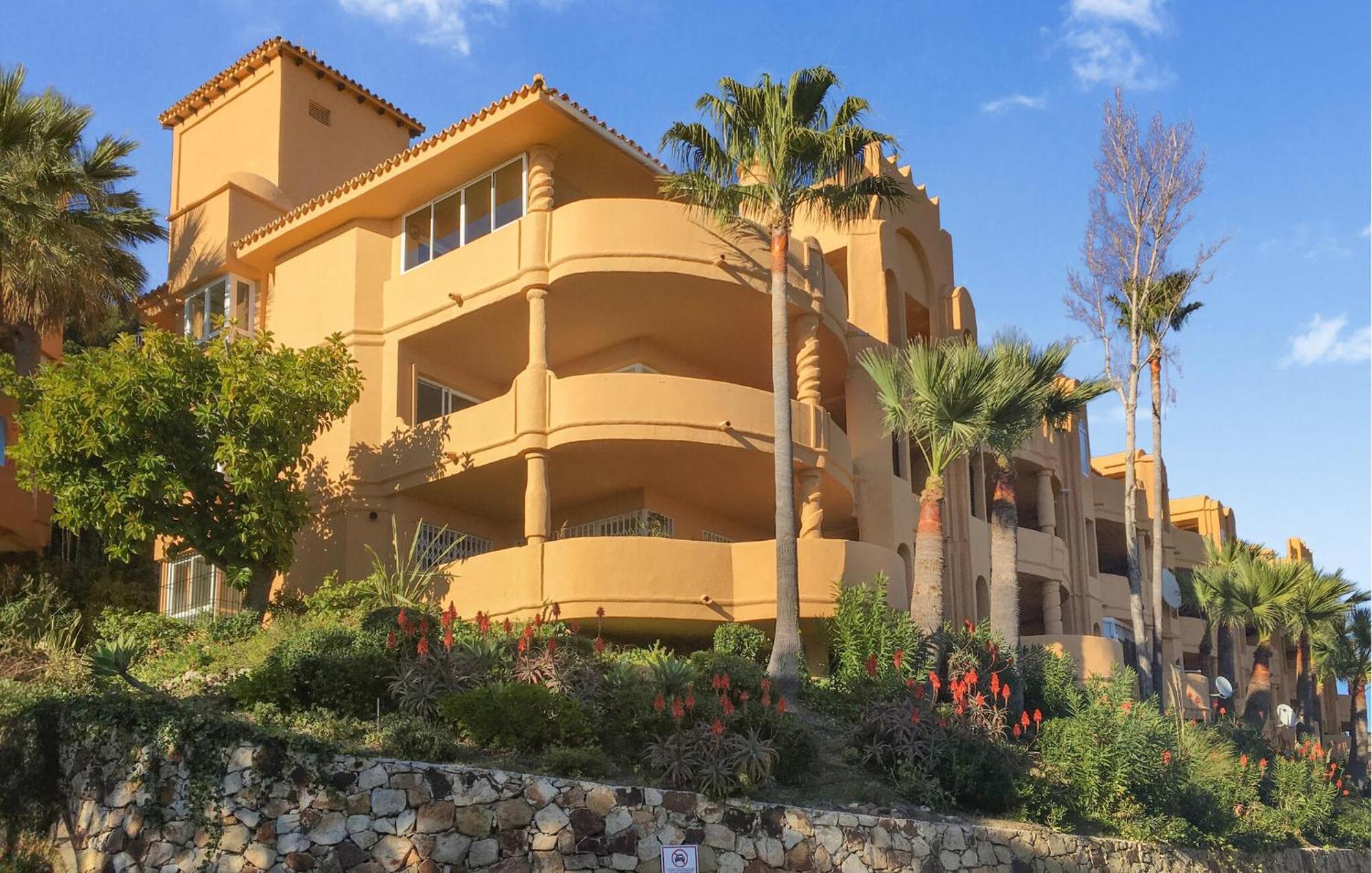 3 Bedroom Gorgeous Apartment In Calahonda Sitio de Calahonda Exterior foto